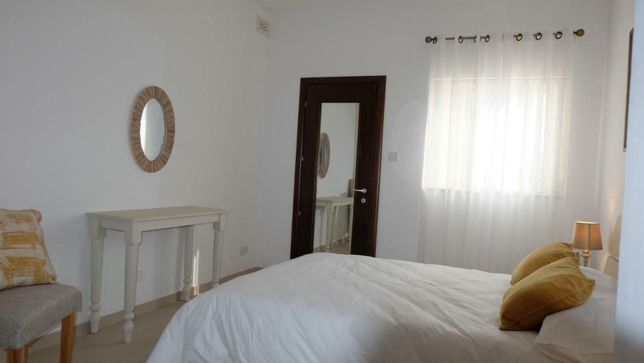 The Apartment 3 Ghaxaq Luaran gambar